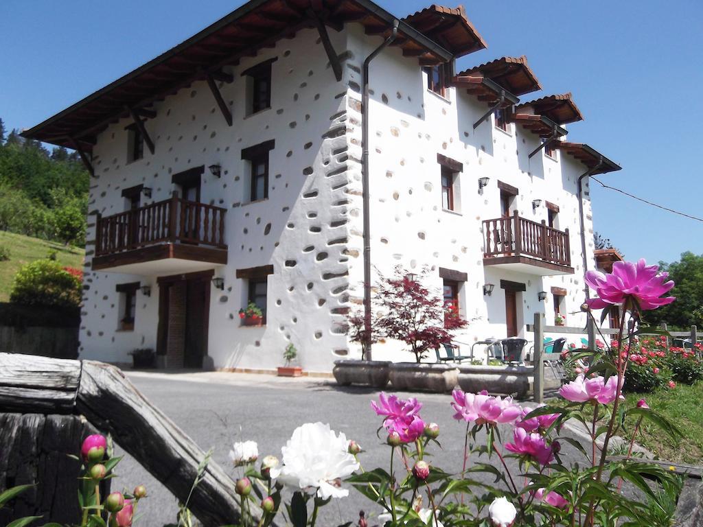 Casa Rural Madariaga Hotel Artea Exterior foto